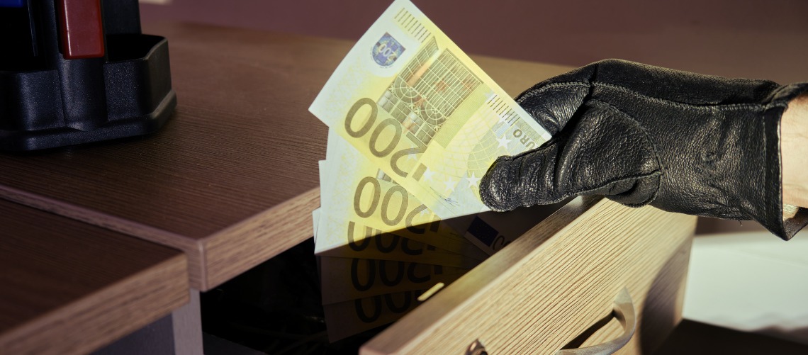 robo_dinero.jpg?w=1024